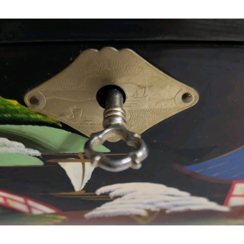 Vintage Crestline Japan Music Jewelry Box Black Lacquered Painted Mirror Locking - Picture 16 of 16